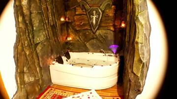 Фотографии Гостевой дом Complex Dracula & Spa г. Căpăţîneni-Ungureni (Румыния) №5 Фото Гостевой дом Complex Dracula & Spa г. Căpăţîneni-Ungureni 5